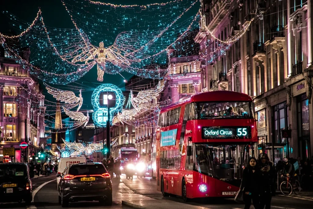 Viaggiare da Soli a Natale: Consigli per un’Esperienza Indimenticabile