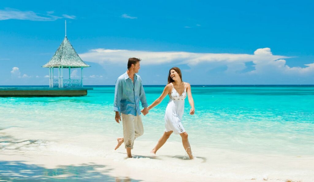Le migliori destinazioni per un viaggio di nozze: dalle Maldive all’Islanda